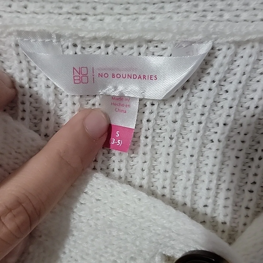 Sweater - Picture 3 of 3